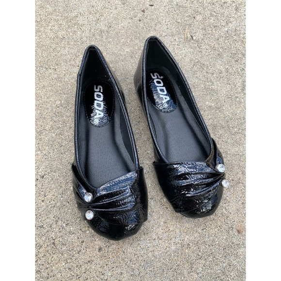 Kids Soda Black Patent Ballet Flats - Picture 1 of 4